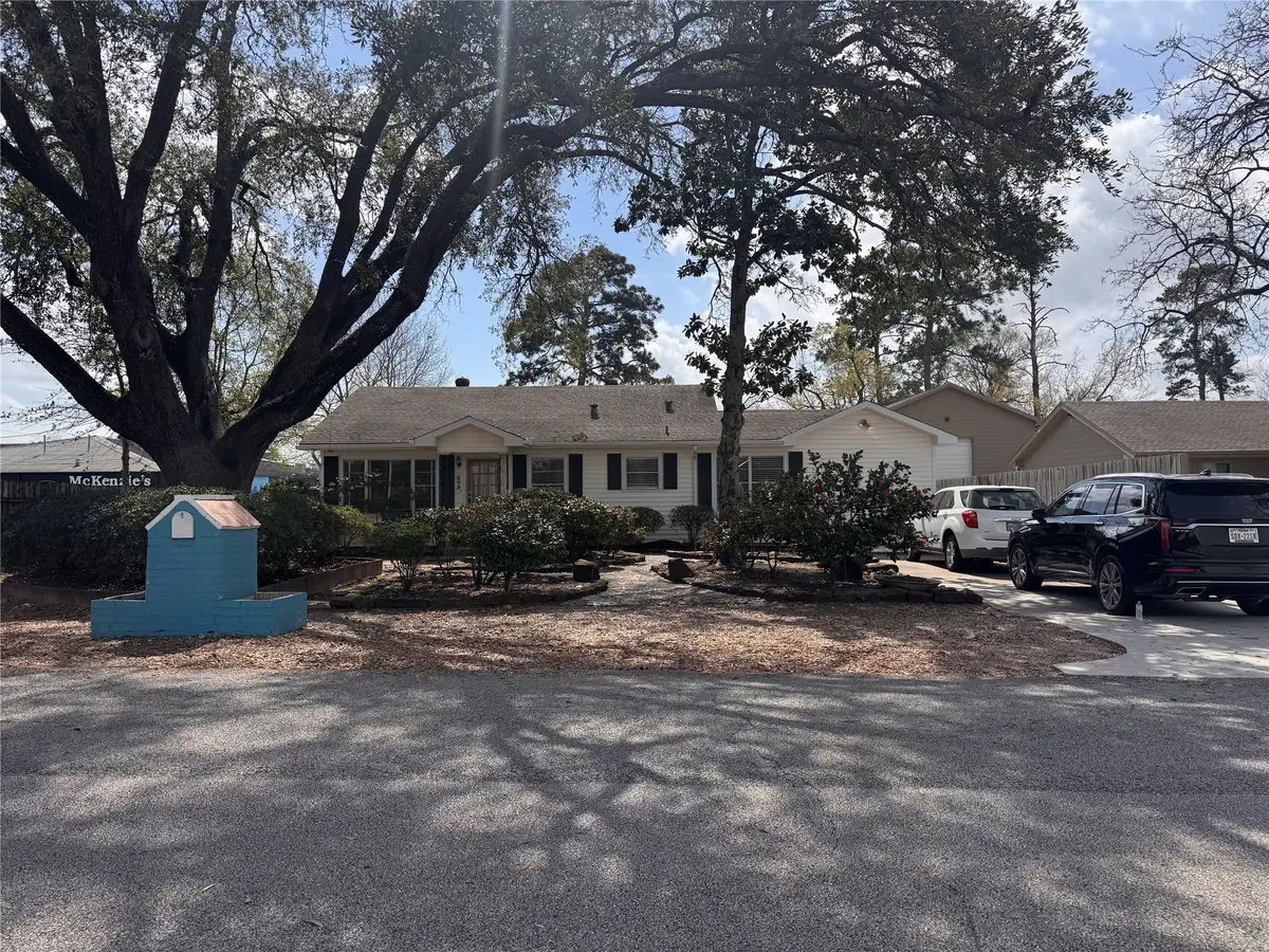 809 W Semands, Conroe, TX 77301 - #1