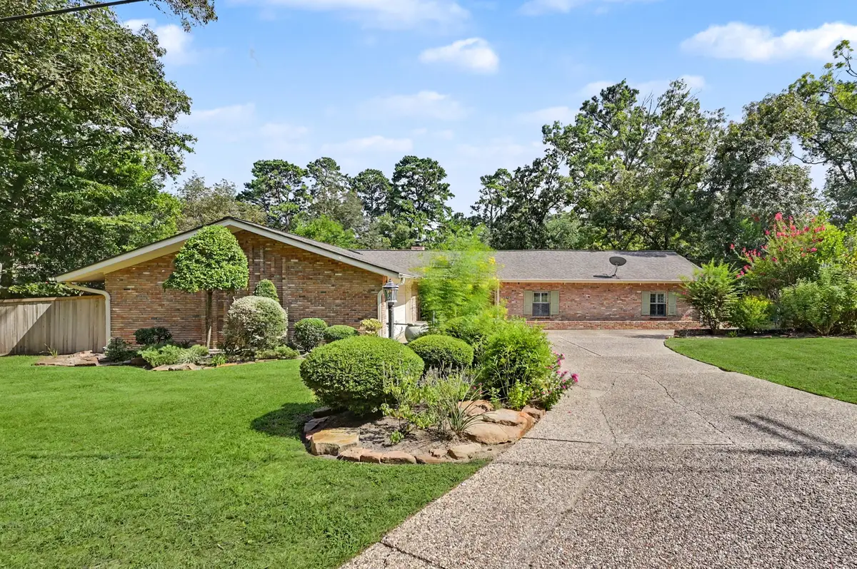 23 Amherst Court, Conroe, TX 77304 - #1