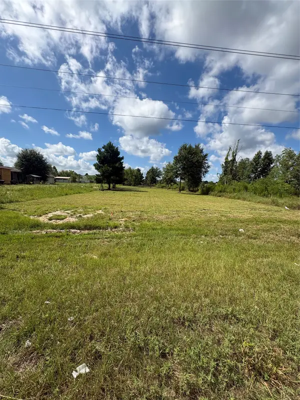 1488 County Road 3540, Cleveland, TX 77327
