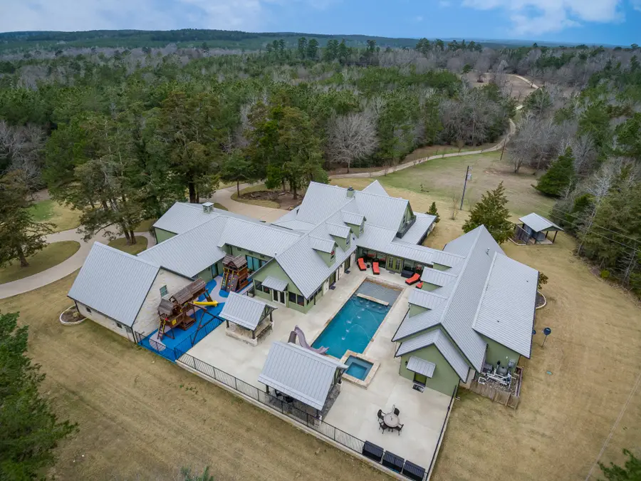 17042 State Highway 21 E, Grapeland, TX 75844 - #2