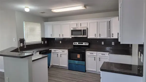 4121 Mallow Street #A/B, Houston, TX 77051