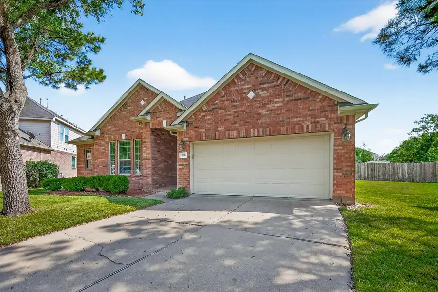 7031 Kendall Lake Court, Richmond, TX 77407 - Image #2