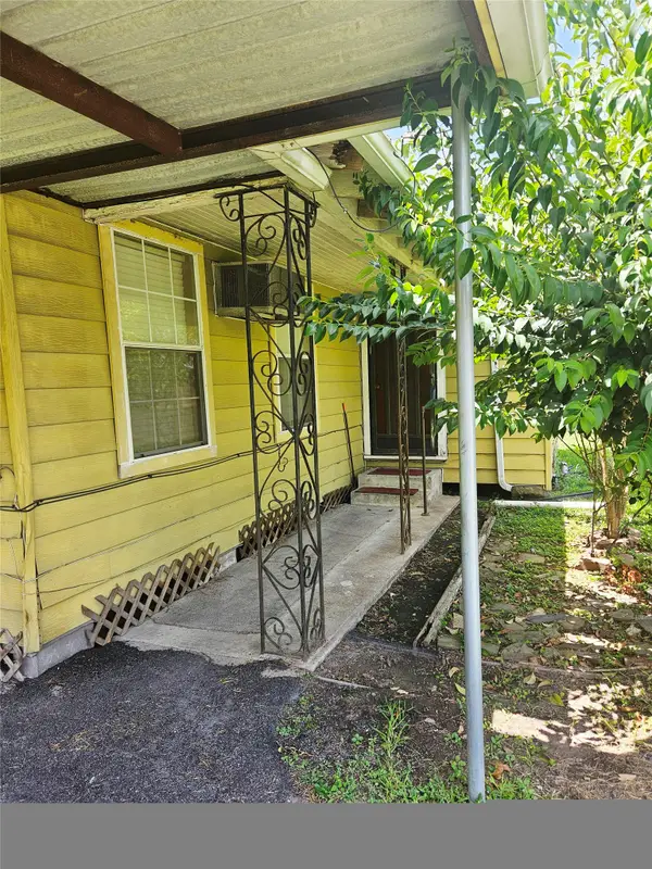 7226 Philibert Lane, Houston, TX 77028