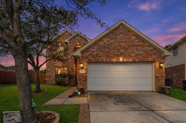 17806 Serene Shore Drive, Cypress, TX 77429