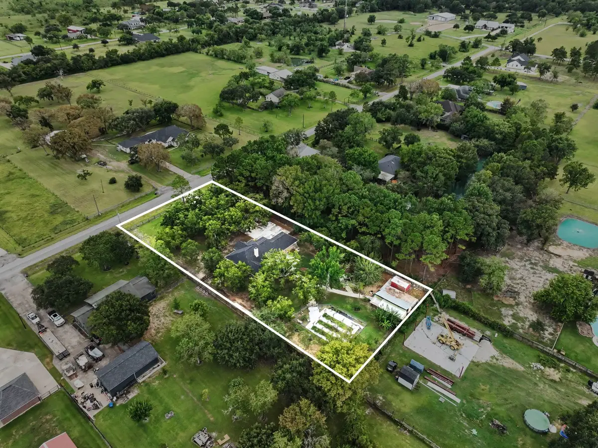 142 Happy Hollow Street, Alvin, TX 77511 - #1