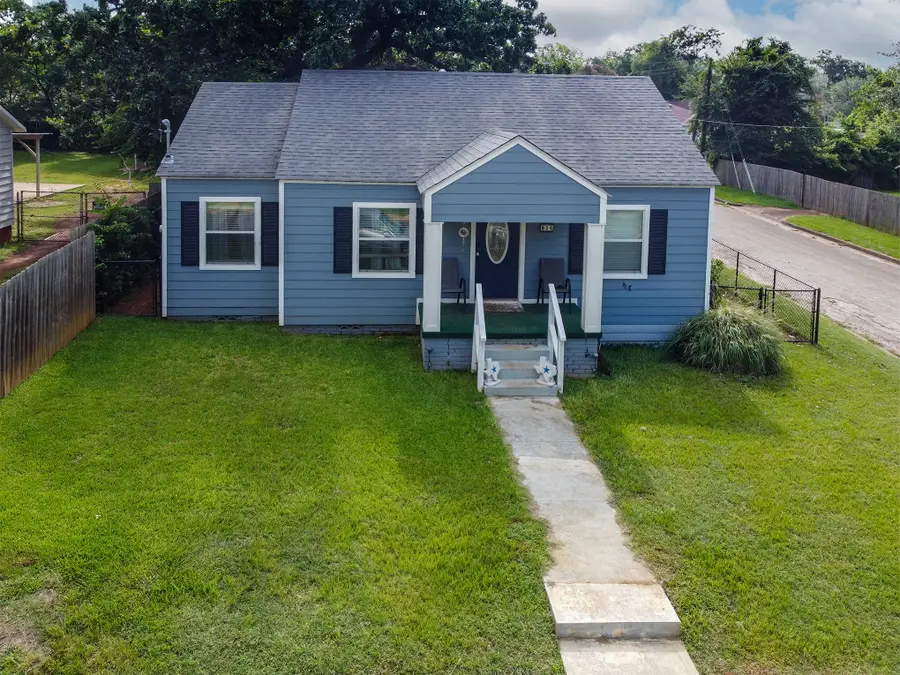 914 S Micheaux Street, Palestine, TX 75801 - #3