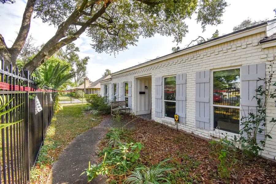 9235 Pecos Street, Houston, TX 77055 - Image #3