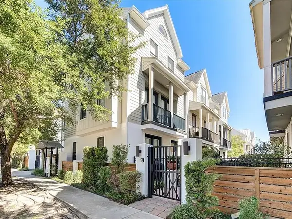 3217 Maxroy Street, Houston, TX 77008