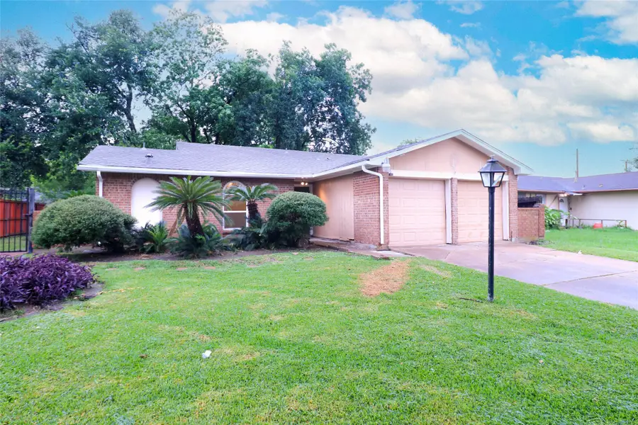 15814 Kenbriar Drive, Stafford Missouri City, TX 77489 - #2