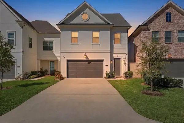 25234 Calhoun Creek Drive, The Woodlands, TX 77380