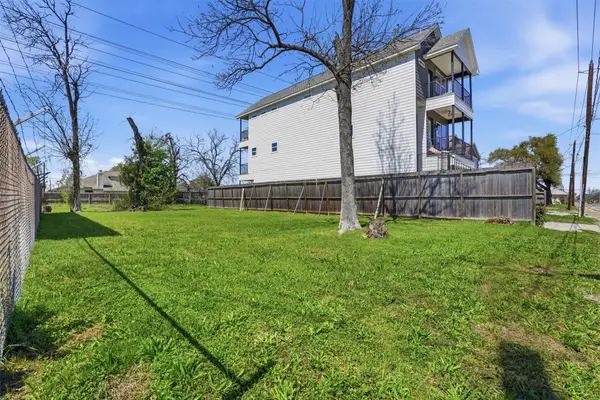 3011 Elysian Street, Houston, TX 77009