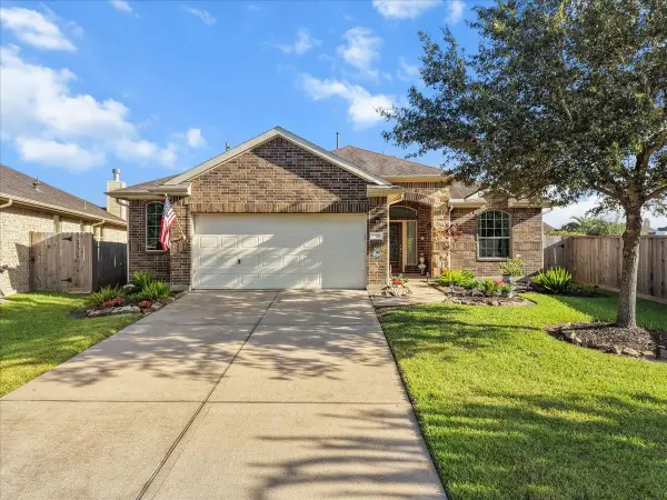 2406 Santiago Lane, League City, TX 77573