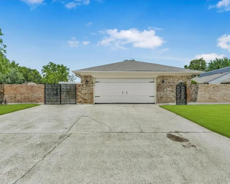 22 Cozumel Circle, Galveston, TX 77554 - #2
