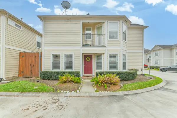 2603 Woodridge Cove Drive, Houston, TX 77087