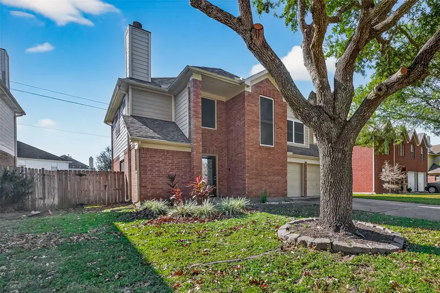 618 Bold Ruler Drive, Stafford, TX 77477 - Image #2