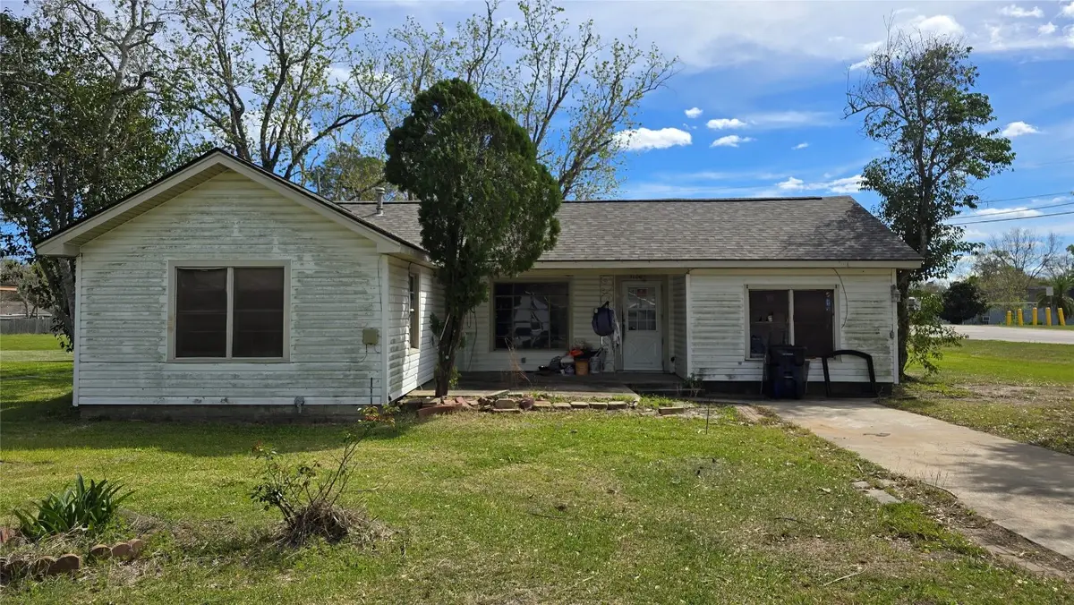 3100 12th Street, Bay City, TX 77414 - #1