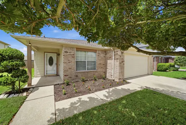 3209 Wheatmeadow Court, Pearland, TX 77581