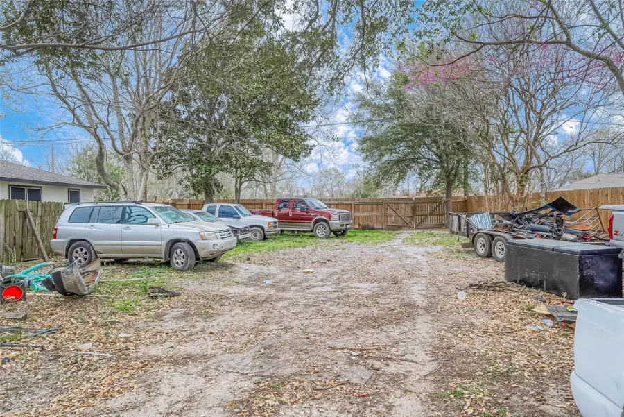 5206 Denmark Street, Houston, TX 77016 - Image #3