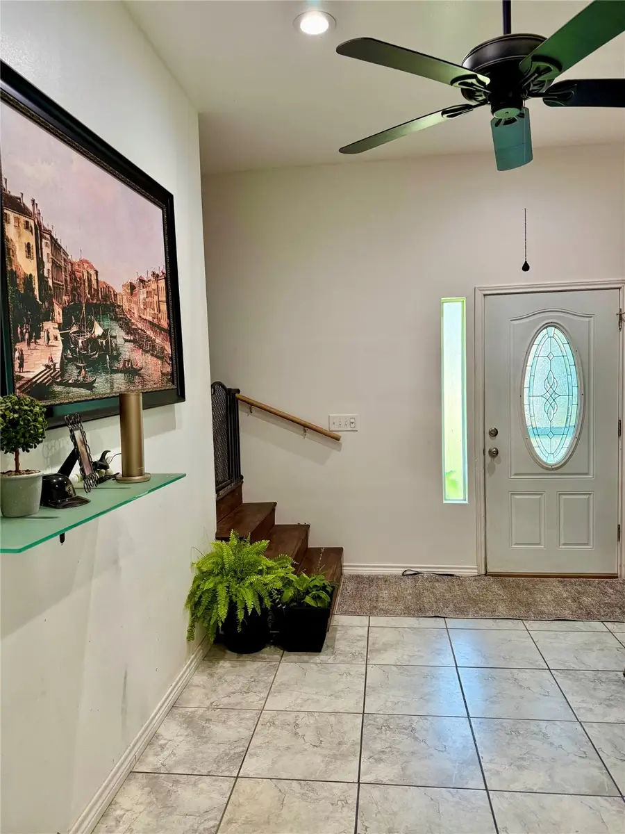 195 Rim Rock Road, Onalaska, TX 77360 - Image #3