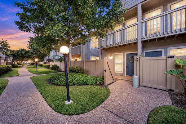 2379 Briarwest Boulevard #85, Houston, TX 77077