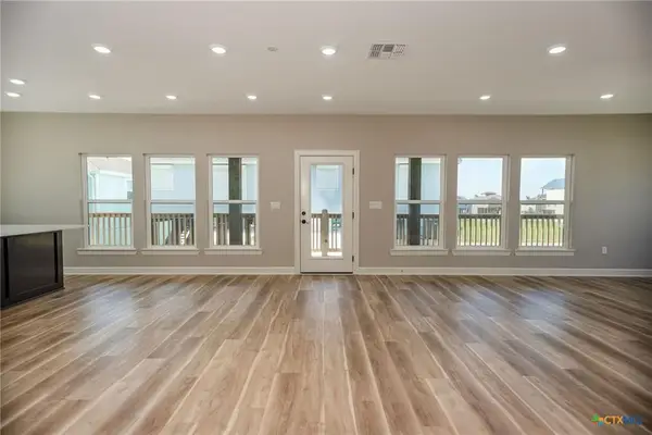 116 Whooping Crane Street, Port O Connor, TX 77982