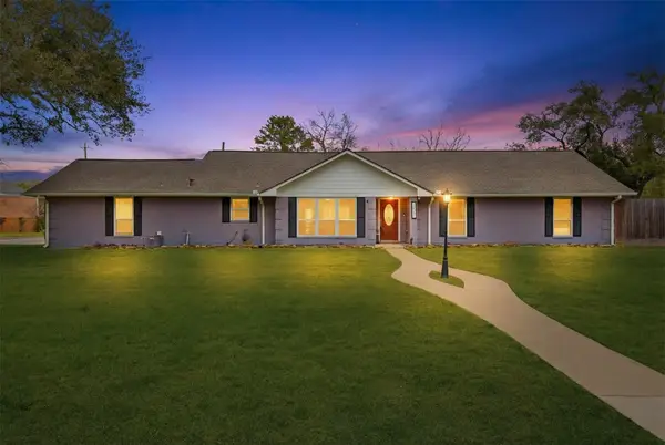 15526 Jersey Drive, Jersey Village, TX 77040