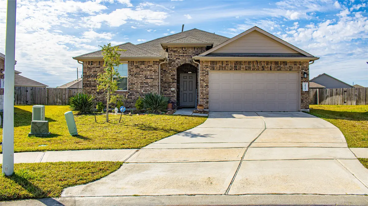 20520 Vaughn Forest Court, Southeast Montgomery, TX 77357 - Image #1