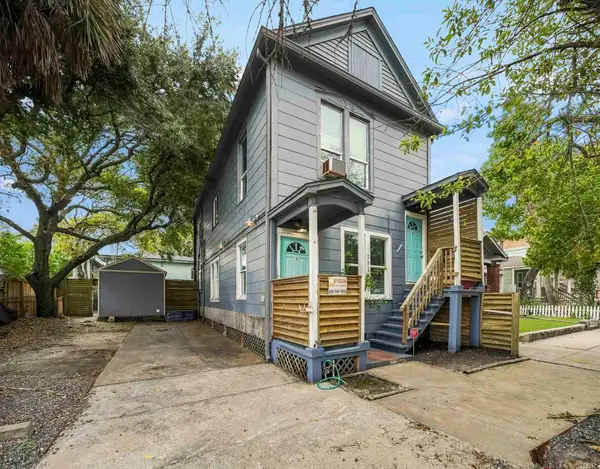 2511 Bernardo De Galvez Avenue, Galveston, TX 77550
