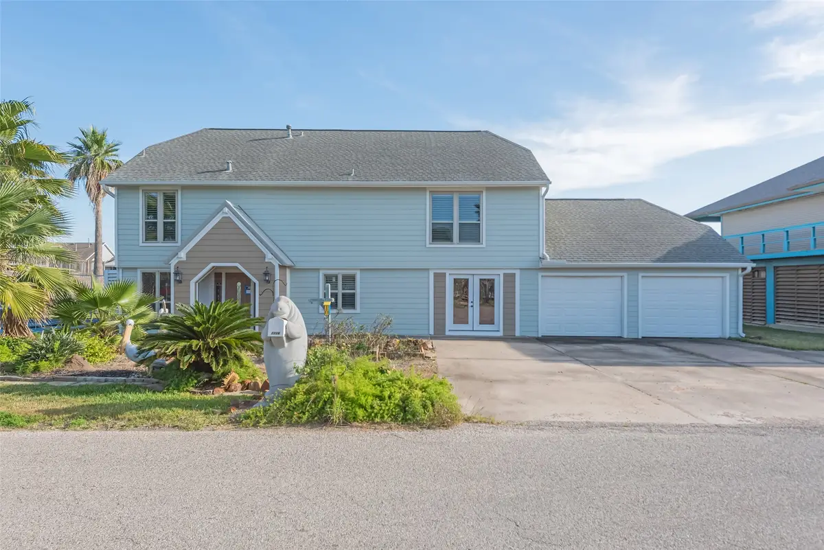 1216 Sailfish Street, Hitchcock, TX 77563 - Image #1