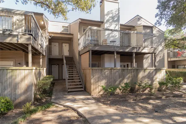 9707 Richmond Avenue #134, Houston, TX 77042