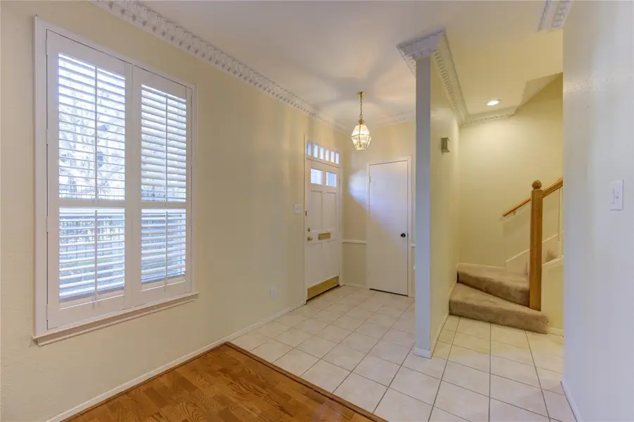 3660 Lake Street, Houston, TX 77098 - Image #2