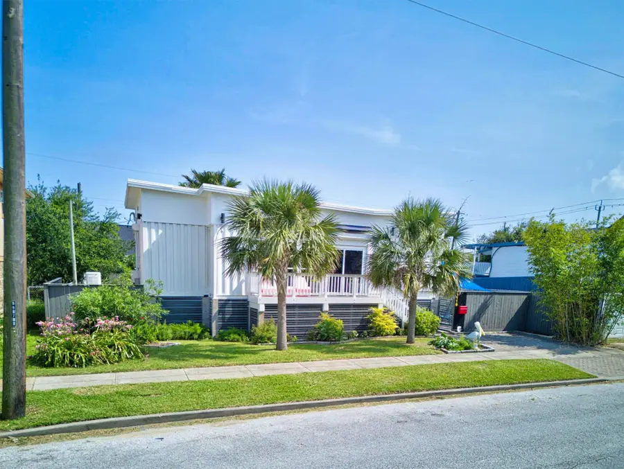 1119 Avenue L, Galveston, TX 77550 - #2