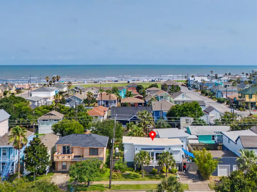 1119 Avenue L, Galveston, TX 77550 - #3