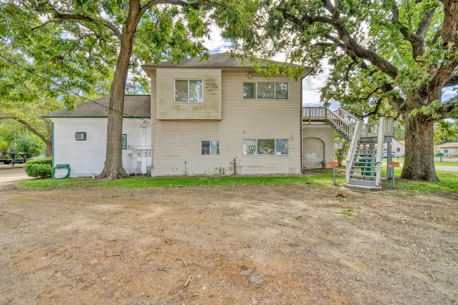 303 S Madison Street, Madisonville, TX 77864 - #3