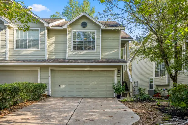 55 N Walden Elms Circle, The Woodlands, TX 77382