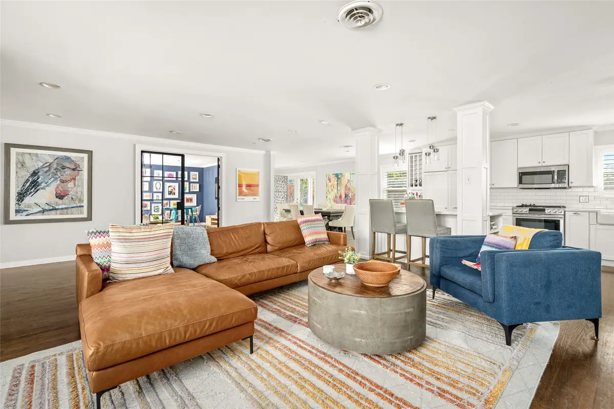 5423 Dumfries Drive, Houston, TX 77096 - Image #1