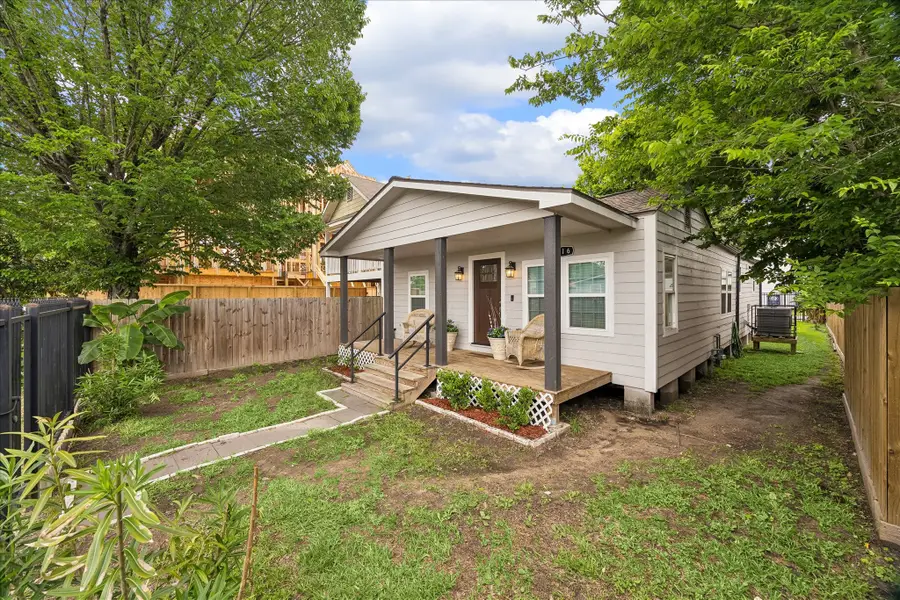 216 E 32nd Street, Houston, TX 77018 - #2