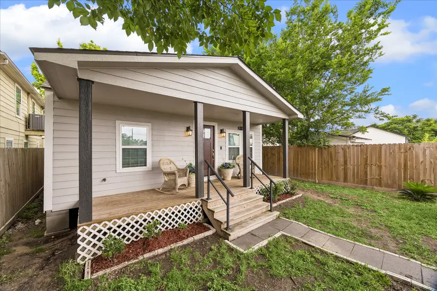 216 E 32nd Street, Houston, TX 77018 - #3