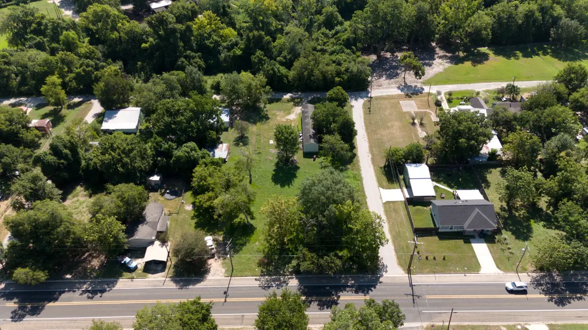 904 Piedmont Drive, Navasota, TX 77868 - #1