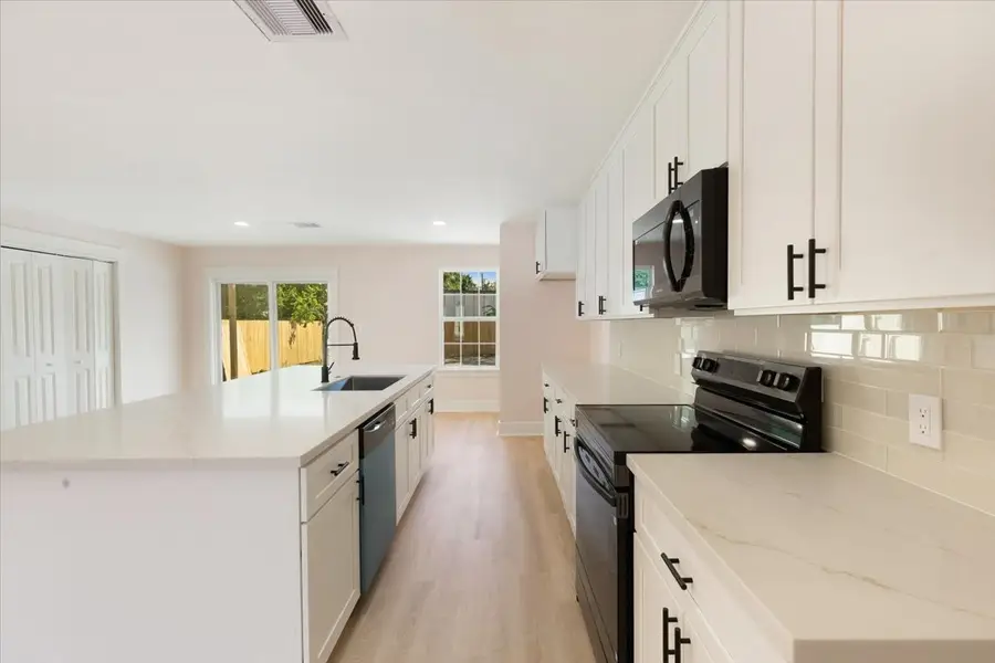 7637 Bellingham Drive, Houston, TX 77028 - #2