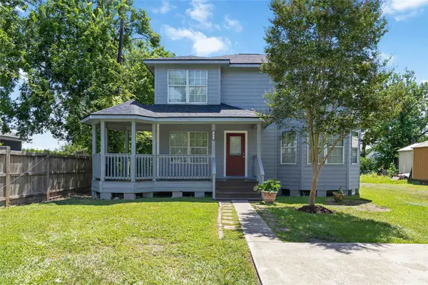 7436 Harlem Street, Baytown, TX 77521