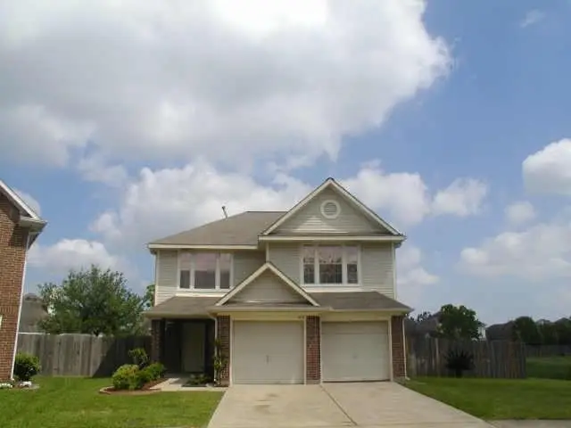 3608 Lochmoor Lane, Pearland, TX 77581 - #1