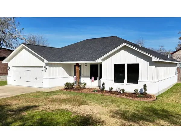 322 Quail Run Drive, Richwood, TX 77531