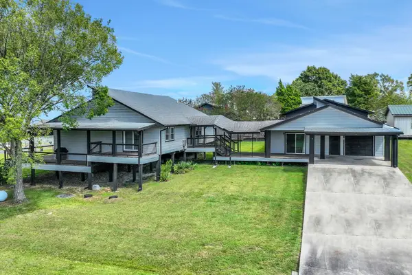 930 Paradise Drive, Coldspring, TX 77331