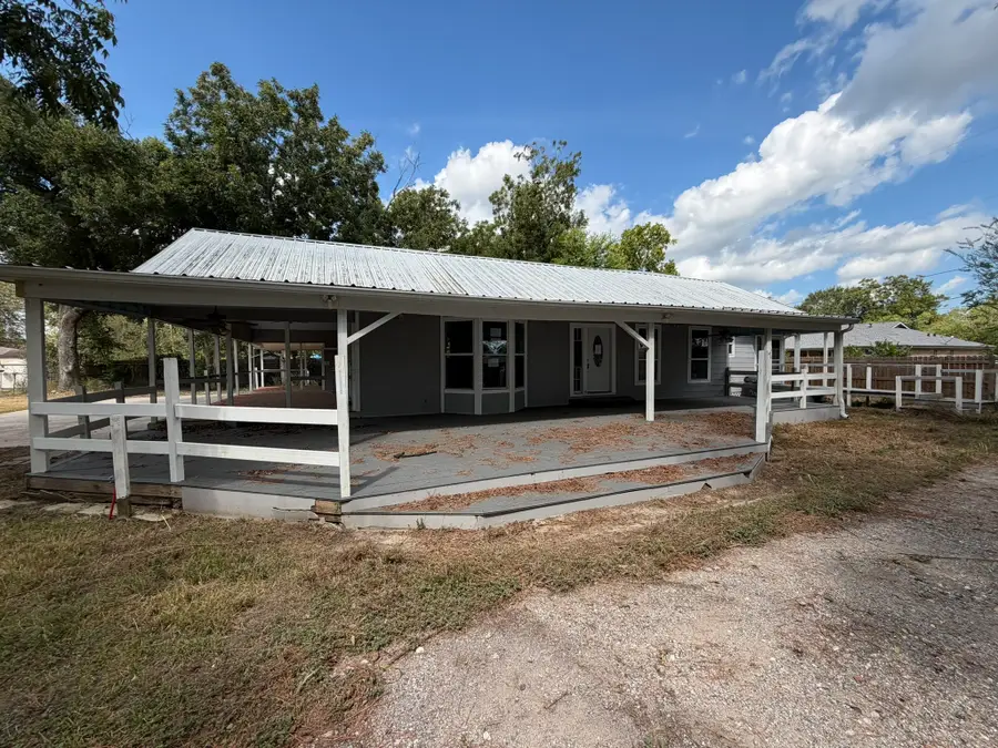 804 Tovrea Road, Alvin, TX 77511 - #2