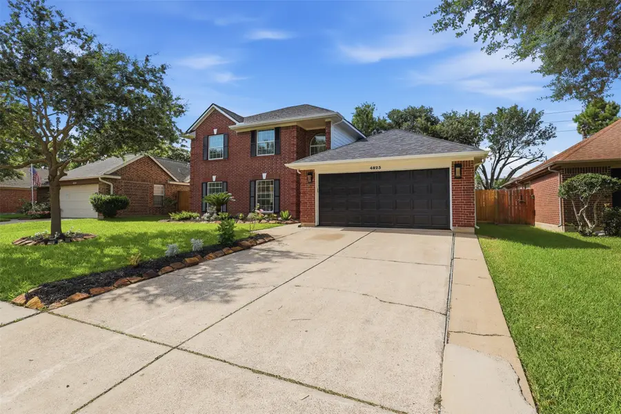 4823 Meadowglen Drive, Pearland, TX 77584 - #2