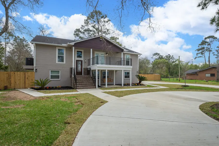 4509 Country Club Drive, Dickinson, TX 77539 - #3