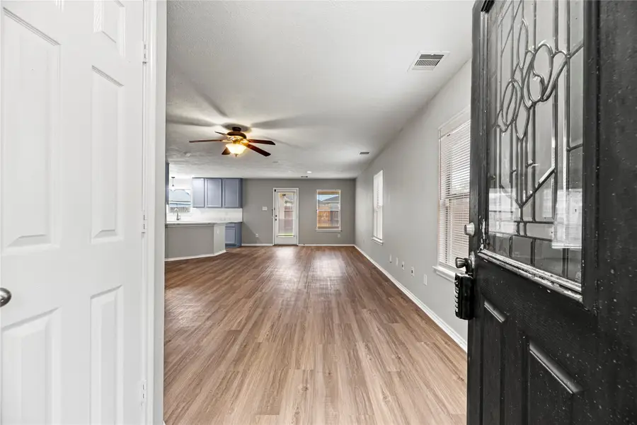 7606 Hillsdale Park Court, Cypress, TX 77433 - Image #3