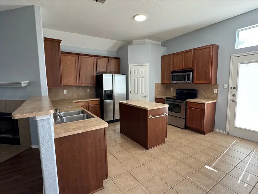 3730 Columbia Drive, Schertz, TX 78108 - #3