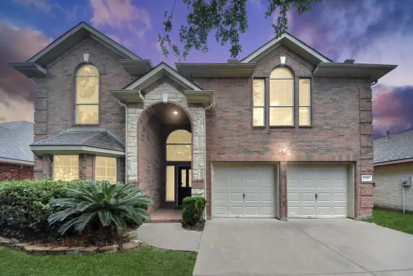 5719 Indigo Trails Drive, Richmond, TX 77469